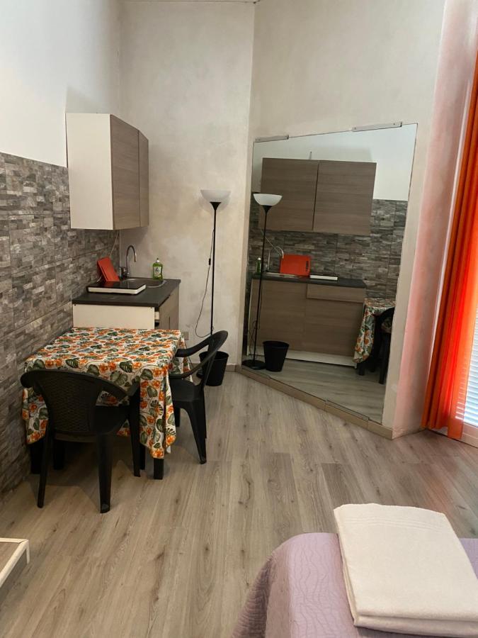 Cavour Guest House Ventimiglia Esterno foto